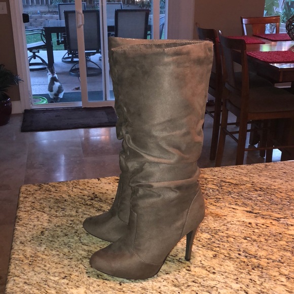 BRAND NEW CATHY JEAN WOMEN’S BOOTS - Picture 2 of 3